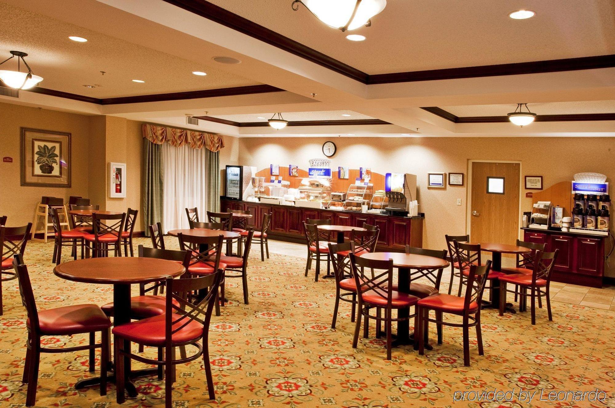 Holiday Inn Express & Suites Tavares, An Ihg Hotel Restaurante foto